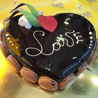 L amore in tutte le forme nelle torte della pasticceria Chalet