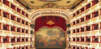 teatro-San-Carlo-visit-Naples