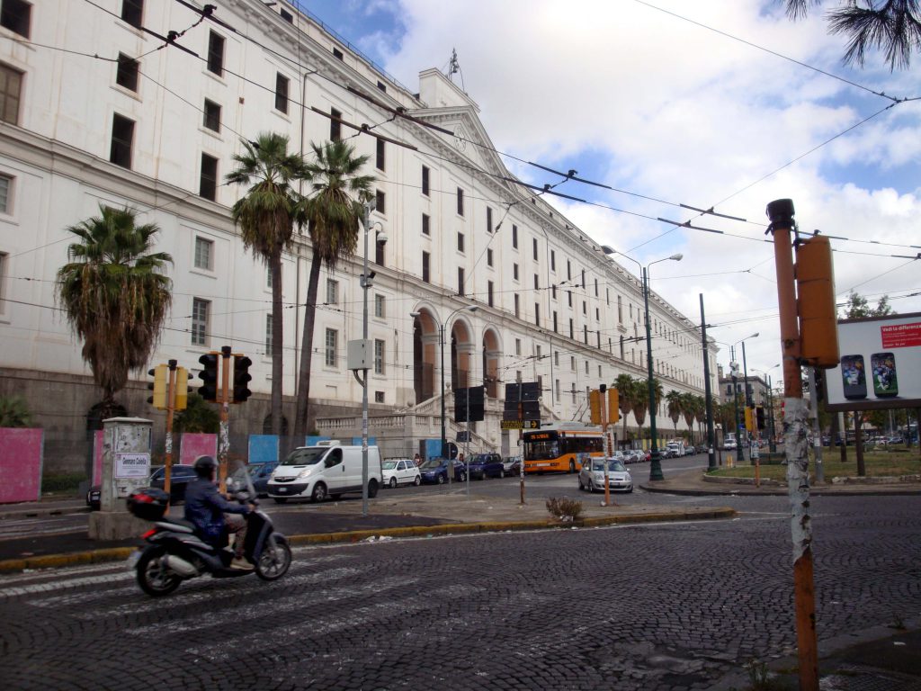 piazza-Carlo-III-Napoli-Real-Albergo-dei-Poveri