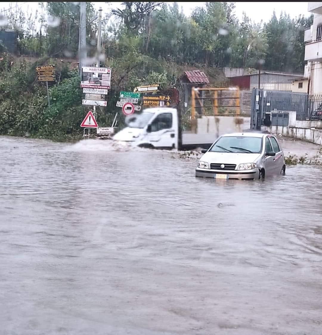 Maltempo, Allagamenti A Napoli E Provincia: Allerta Meteo Prorogata ...