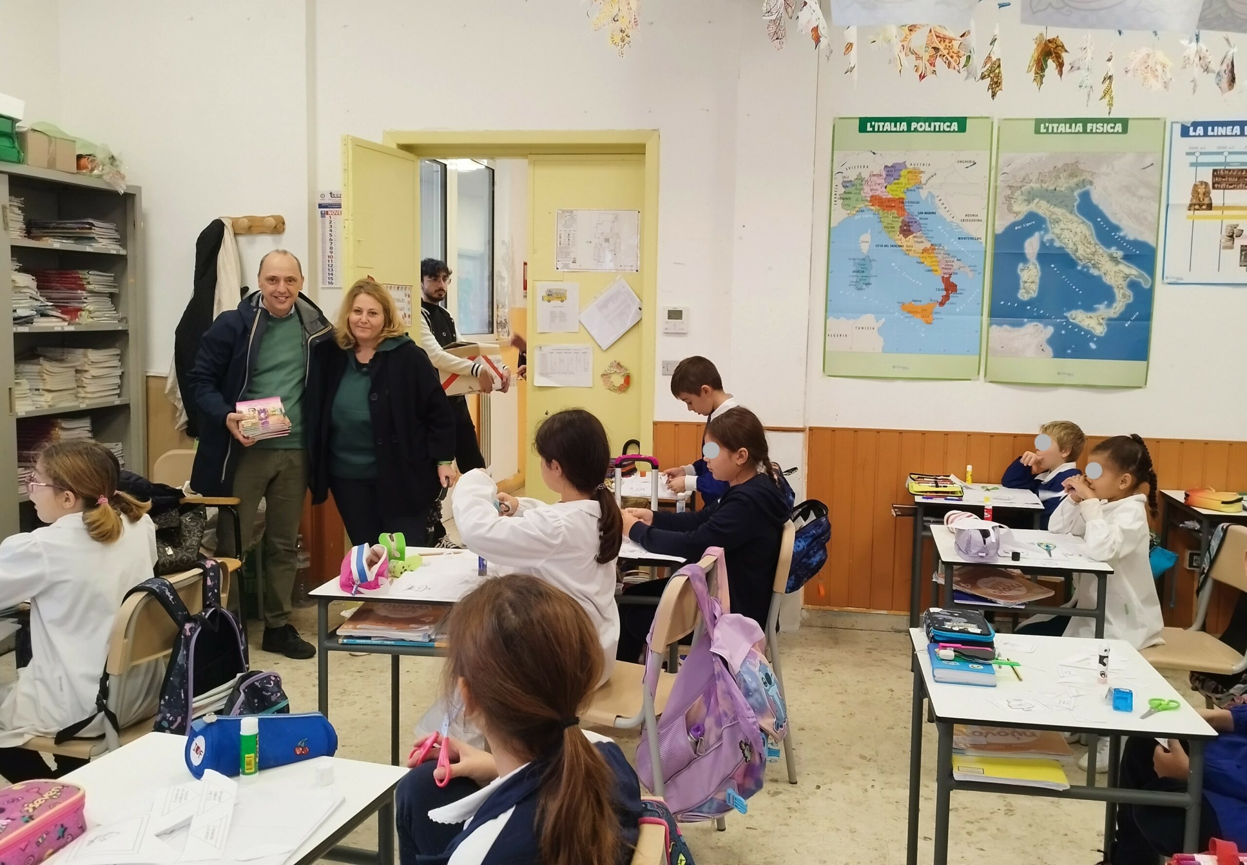 Il Comune di Sant'Agnello dona un libro agli studenti dell'Istituto Gemelli  - Napoli Village - Quotidiano di Informazioni Online